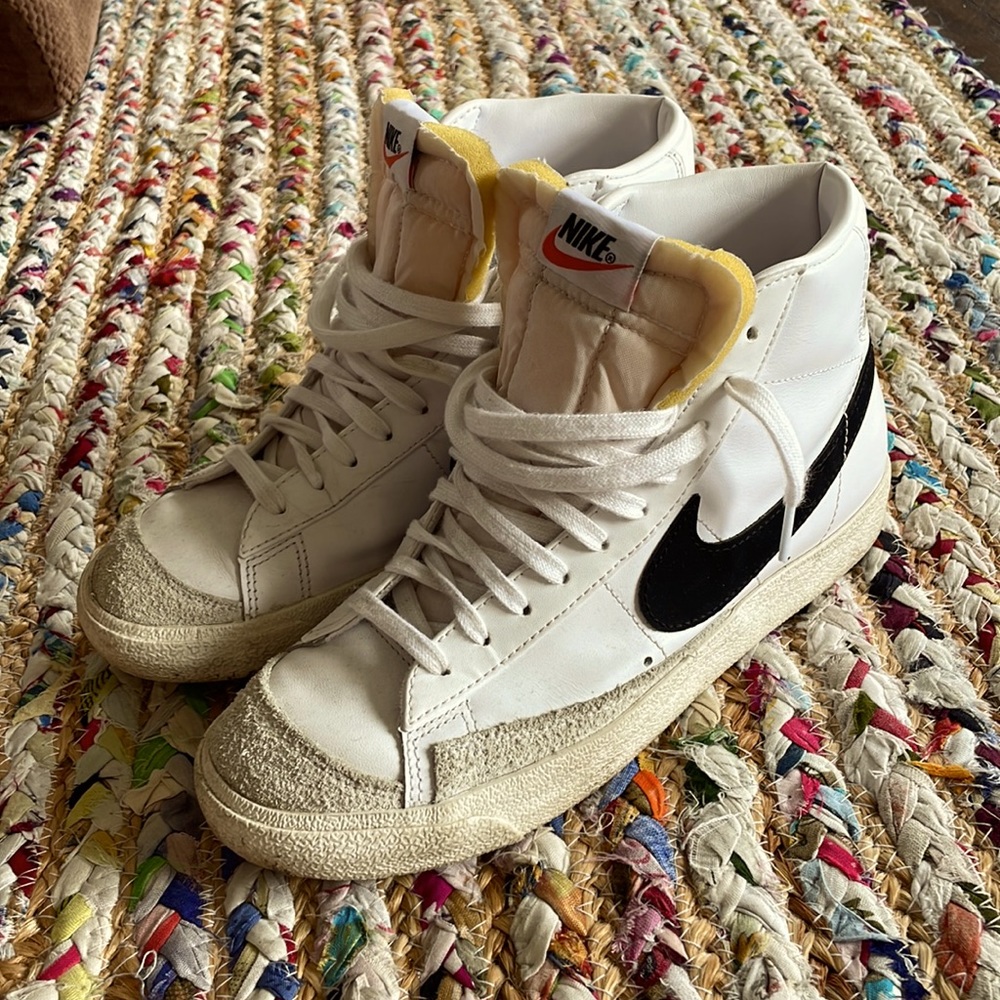Nike Blazer Mid 77